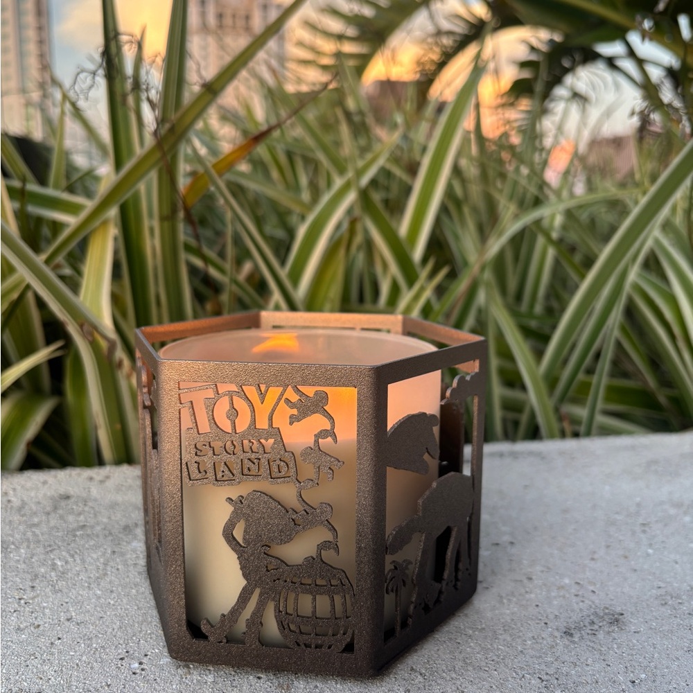 Disney’s Hollywood Studios Candle Holder